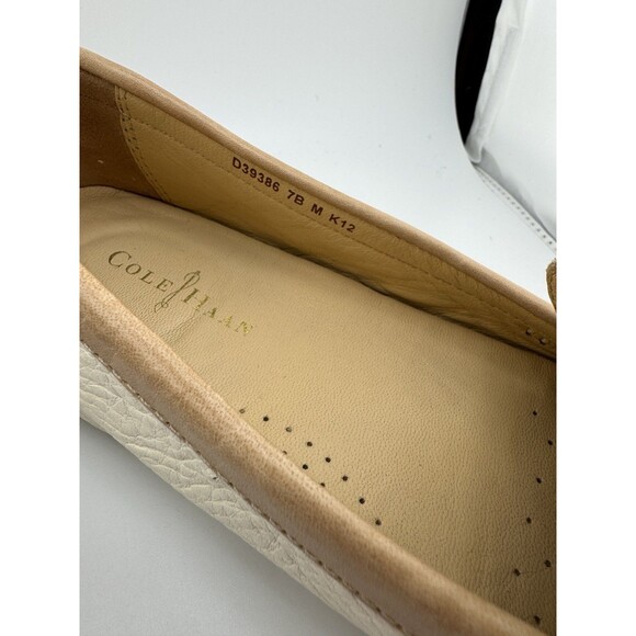COLE HAAN Soft Leather Ivory/Tan Air Sadie Driver Penny Loafer Women’s 7 B - Picture 8 of 10